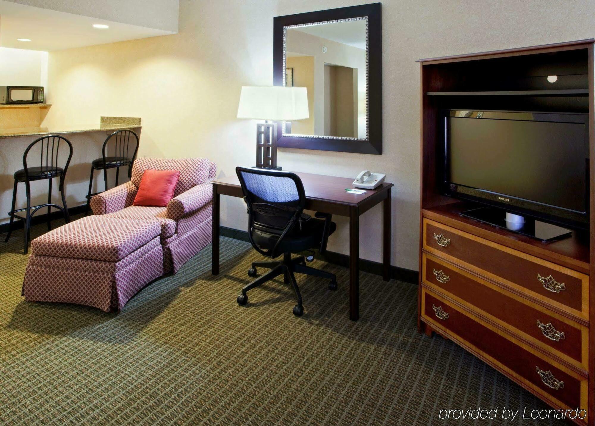 סטרלינג Holiday Inn Washington-Dulles International Airport, An Ihg Hotel מראה חיצוני תמונה